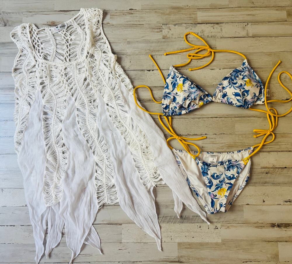 Venus Bikini Swimsuit and Cover Up sz D Top/ S Bottoms EUC